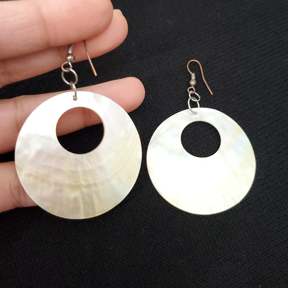 Seashell 3" Dangling Earrings - Picture 6 of 8